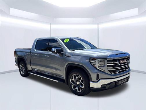 Sterling Metallic 2023 GMC Sierra 1500 SLT
