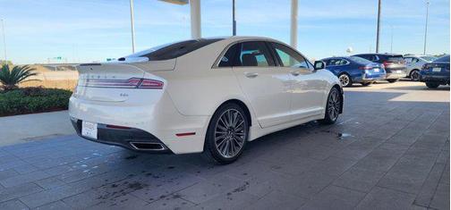 2015 Lincoln MKZ Hybrid Base