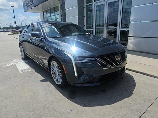 2022 Cadillac CT4 Premium Luxury