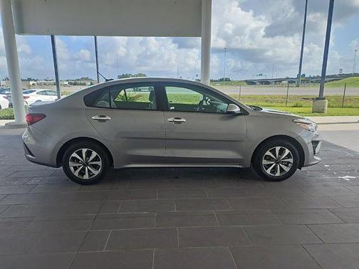 2023 Kia Rio S