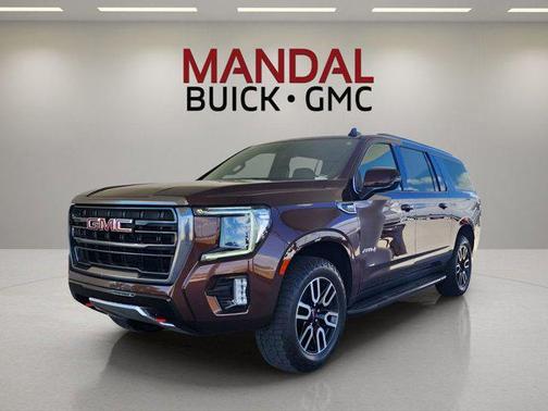 2022 GMC Yukon XL 4WD AT4