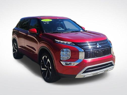 Red Diamond 2024 Mitsubishi Outlander SE S-AWC