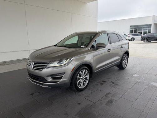 2016 Lincoln MKC Select