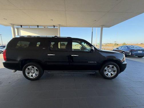 2011 GMC Yukon XL 1500 SLT