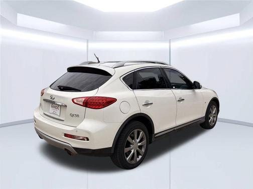 Majestic White 2016 INFINITI QX50 Base