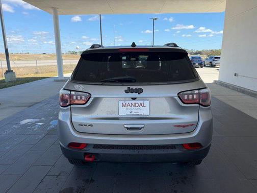 2020 Jeep Compass Trailhawk