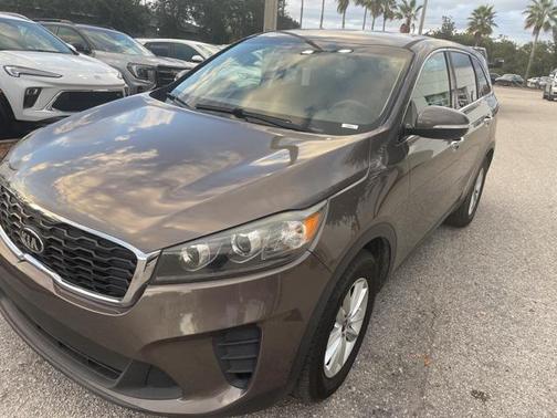 2020 Kia Sorento LX
