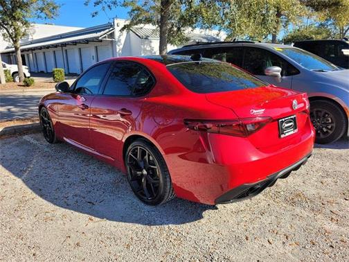 2019 Alfa Romeo Giulia Sport