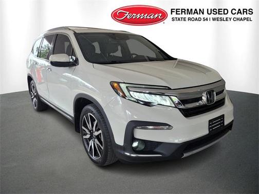 2022 Honda Pilot Touring 8-Passenger