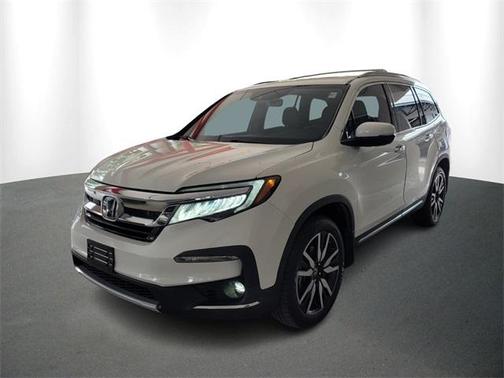 2022 Honda Pilot Touring 8-Passenger