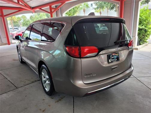2018 Chrysler Pacifica Touring Plus