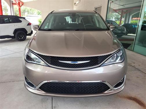 2018 Chrysler Pacifica Touring Plus
