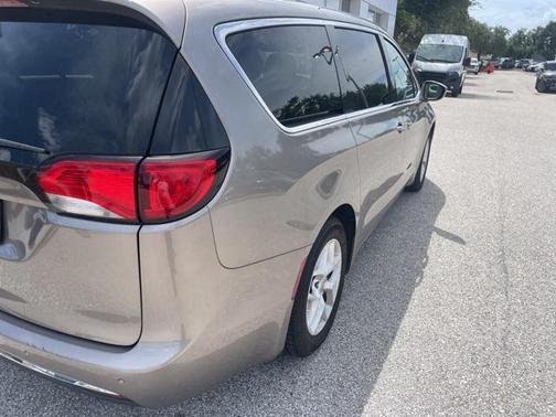 2018 Chrysler Pacifica Touring Plus