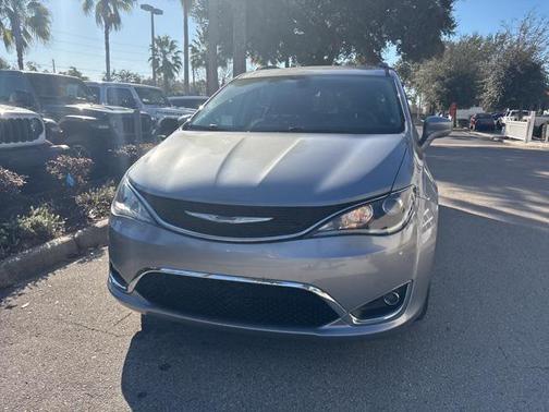 2019 Chrysler Pacifica Touring Plus