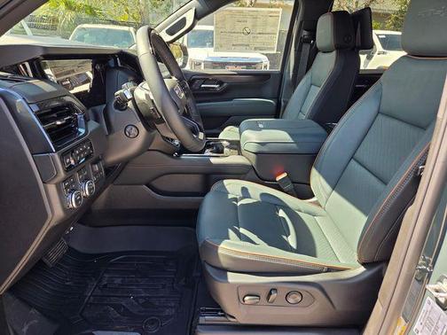 2026 GMC Yukon 4WD AT4