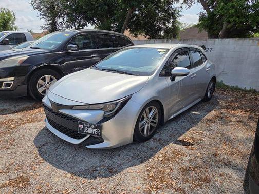 Classic Silver Metallic 2019 Toyota Corolla SE