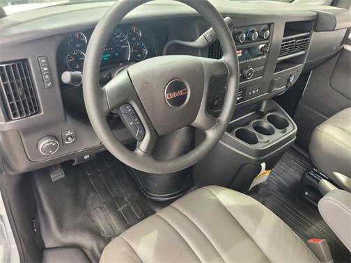 2025 GMC Savana 2500 Work Van