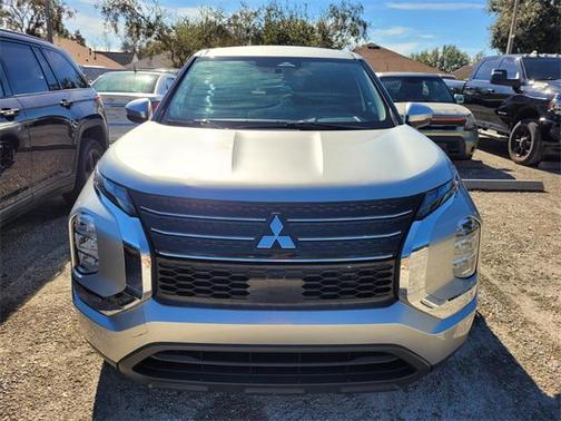 2022 Mitsubishi Outlander ES 2.5 2WD