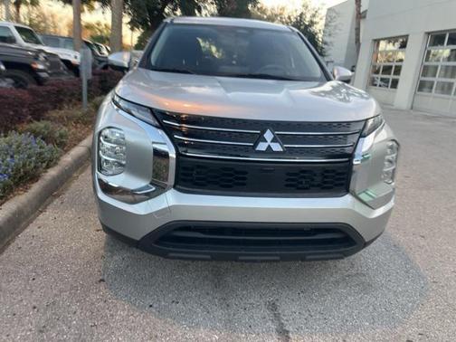 2022 Mitsubishi Outlander ES 2.5 2WD