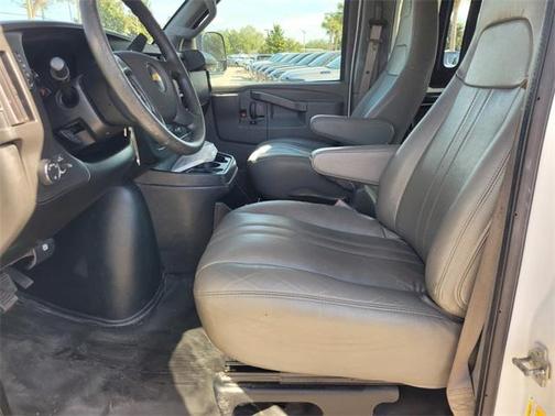 2021 Chevrolet Express 2500 RWD 2500 Regular Wheelbase WT