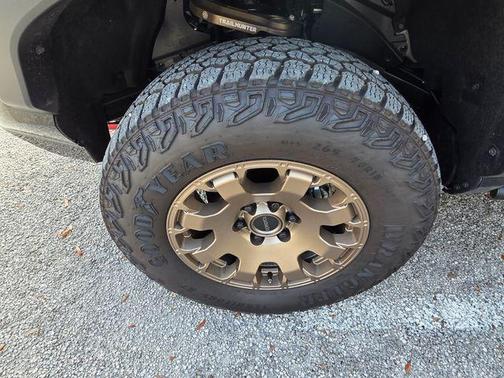 2025 Toyota Tacoma Hybrid Trailhunter