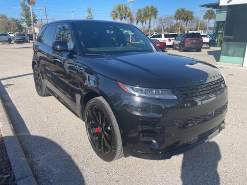 2024 Land Rover Range Rover Sport SE