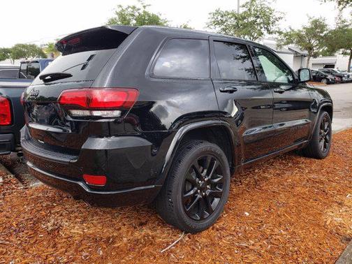 2019 Jeep Grand Cherokee Altitude