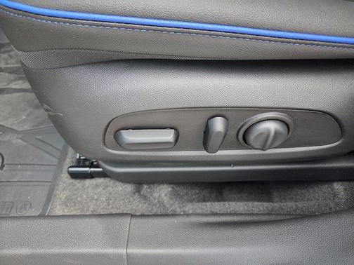 Summit White 2026 Buick Envista Sport Touring FWD