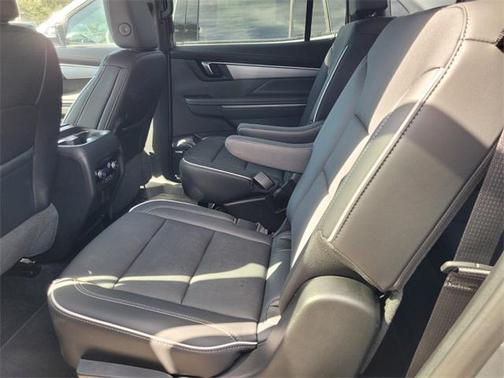 2025 Buick Enclave Preferred FWD