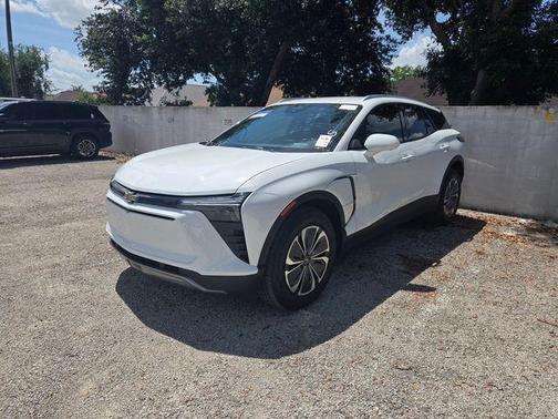 Summit White 2024 Chevrolet Blazer EV eAWD LT