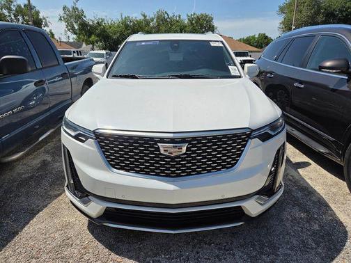 Crystal White Tricoat 2021 Cadillac XT6 Premium Luxury FWD