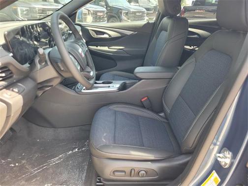 2025 Buick Envista Preferred FWD