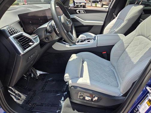 Marina Bay Blue Metallic 2025 BMW X5 M60i