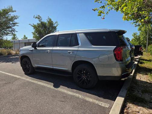 Sterling Metallic 2024 GMC Yukon Denali