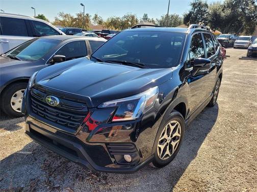 2023 Subaru Forester Premium