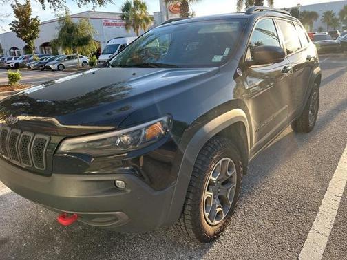 2020 Jeep Cherokee Trailhawk
