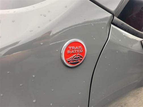 2022 Jeep Renegade Trailhawk