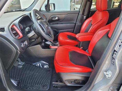 2022 Jeep Renegade Trailhawk