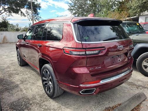 2022 Jeep Grand Cherokee L Overland