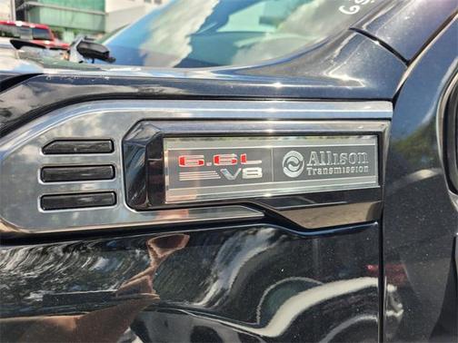 2025 GMC Sierra 2500 AT4