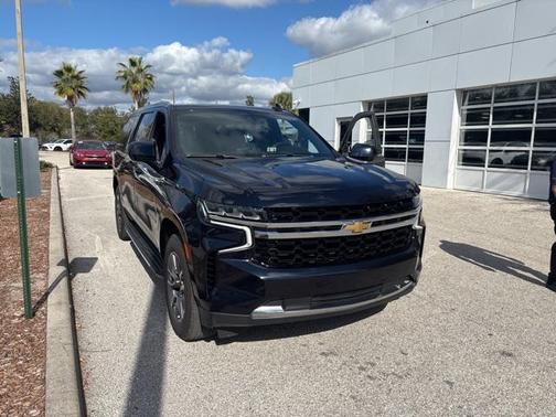 Midnight Blue Metallic 2021 Chevrolet Suburban LS SUV
