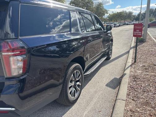 2021 Chevrolet Suburban LS