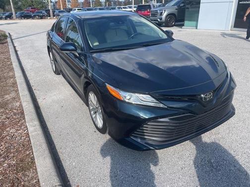 2019 Toyota Camry XLE
