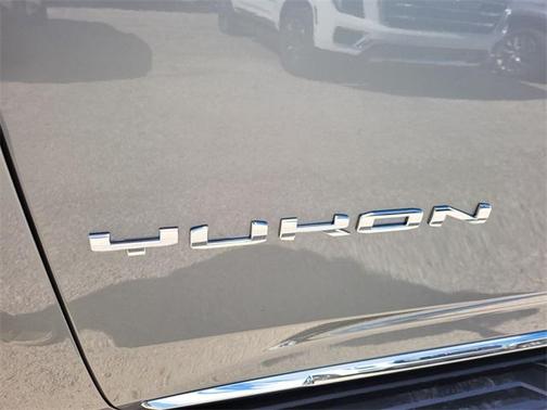 2026 GMC Yukon 2WD Elevation