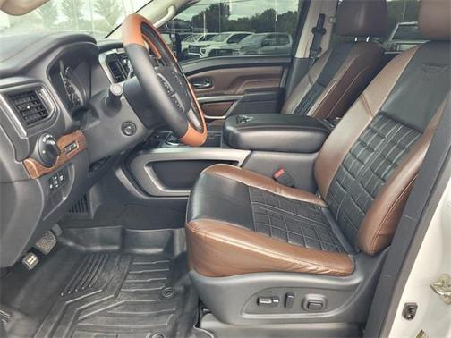 2019 Nissan Titan Platinum Reserve