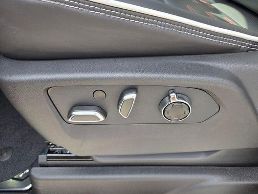 2026 GMC Yukon XL 4WD AT4 Ultimate