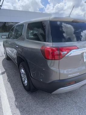 2019 GMC Acadia SLE-1