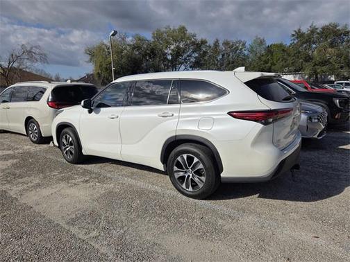 2020 Toyota Highlander XLE