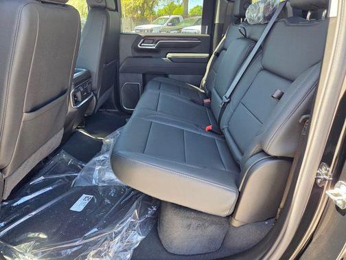 2026 GMC Sierra 2500 SLT