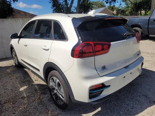 2022 Kia Niro EV EX